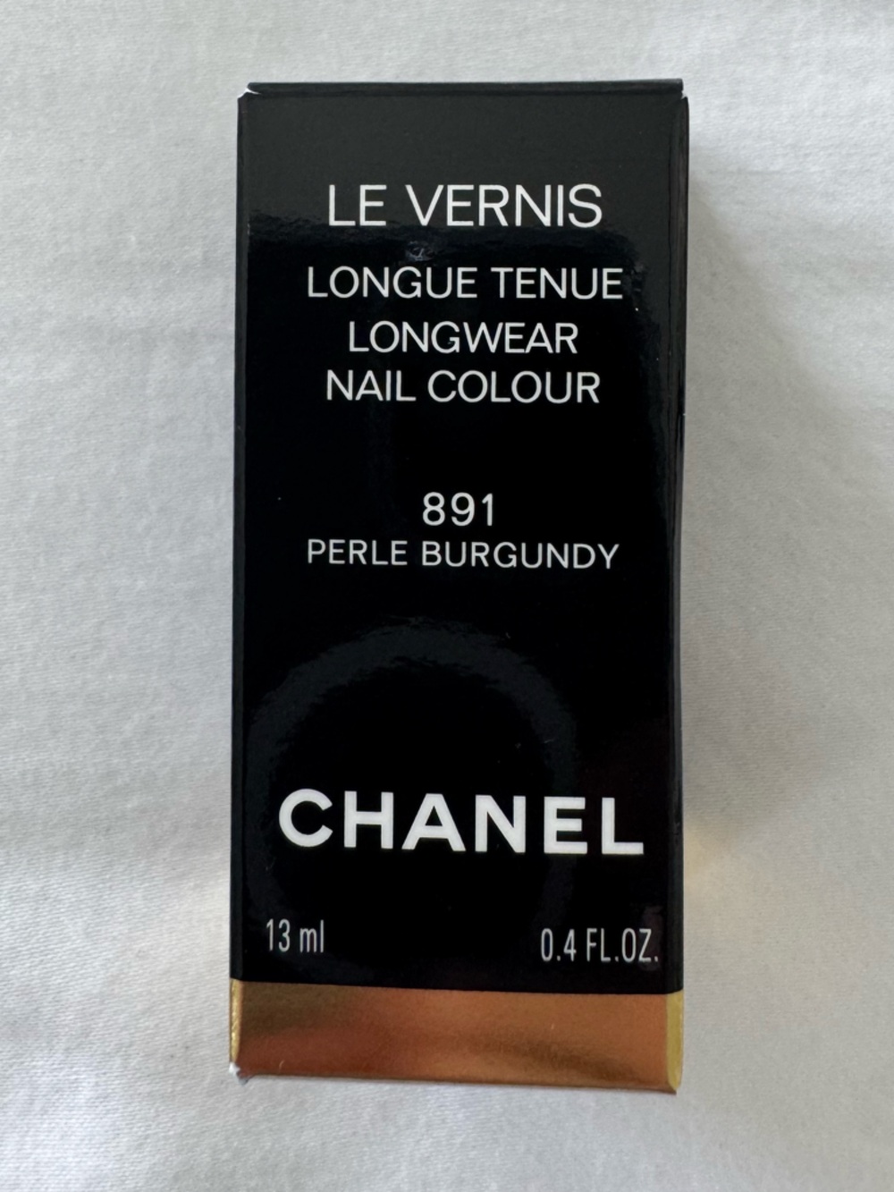 CHANEL Le Vernis Nail Colour 891 Perle Burgundy - Deep Wine Shade